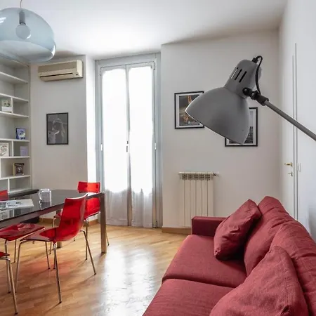 Italianway Easy - Abruzzi 19 ミラノ